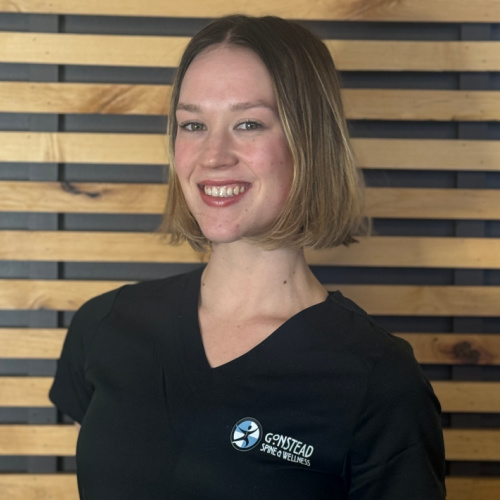 headshot of Sonya Traction decompression tech